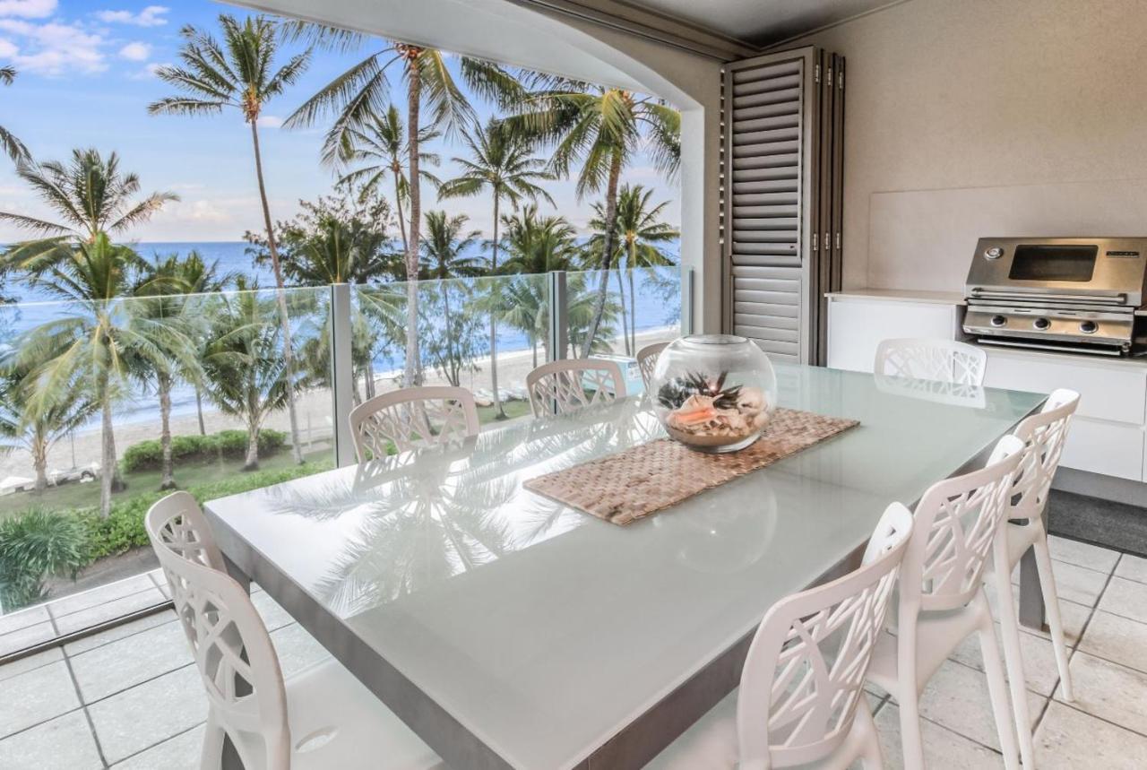 Island Views Beachfront Apartments Palm Cove Dış mekan fotoğraf
