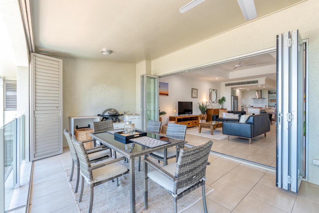 Island Views Beachfront Apartments Palm Cove Dış mekan fotoğraf