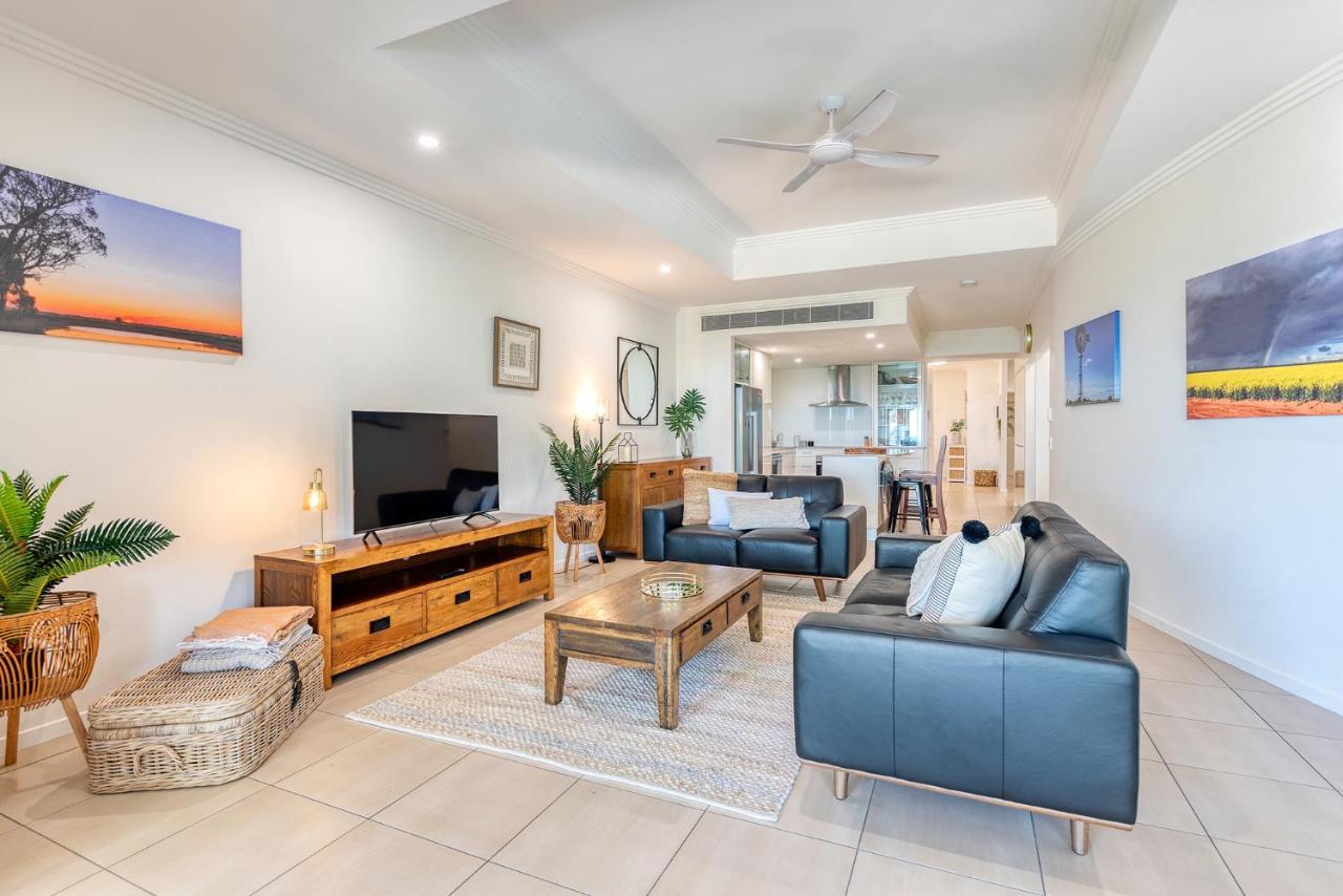 Island Views Beachfront Apartments Palm Cove Dış mekan fotoğraf