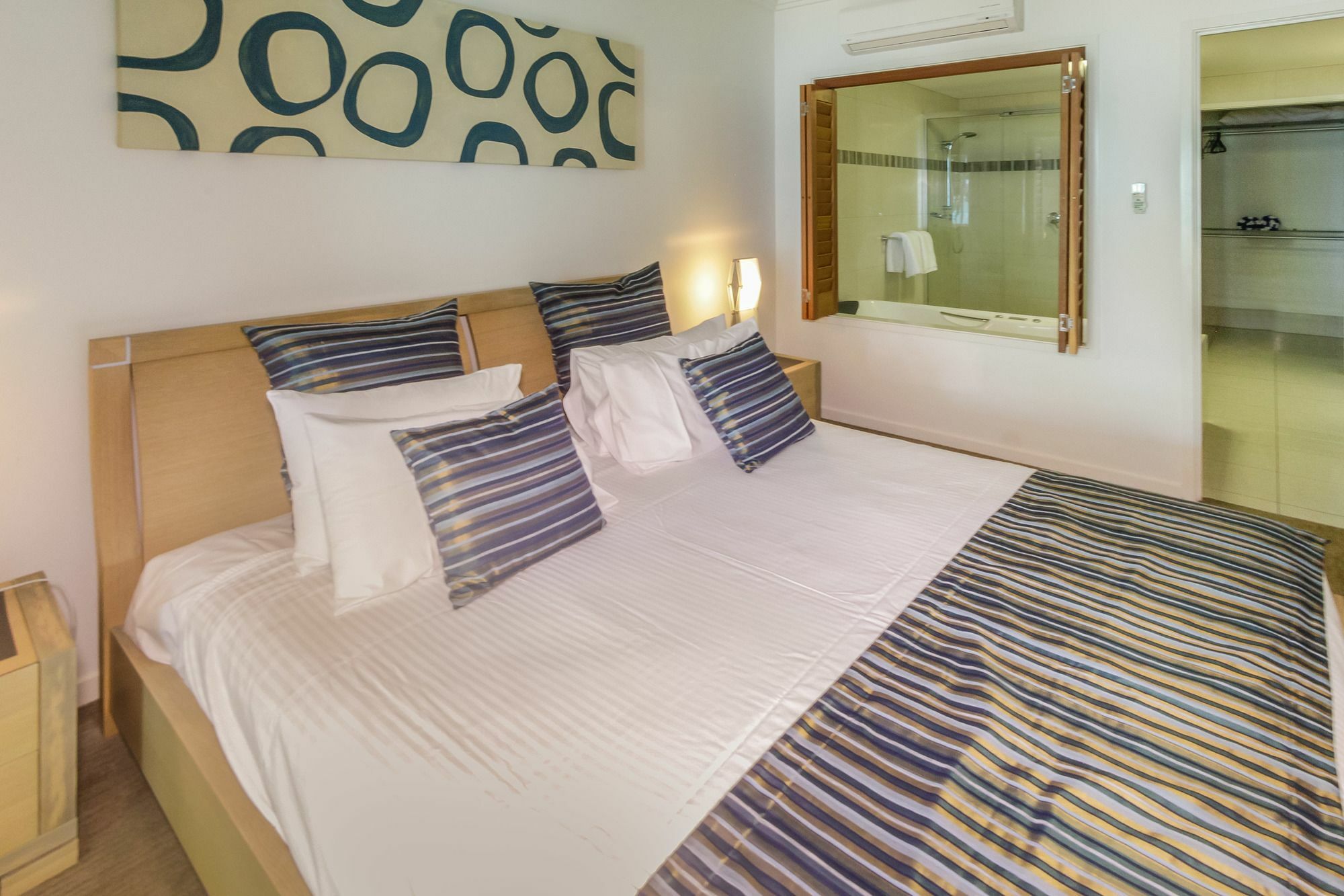 Island Views Beachfront Apartments Palm Cove Dış mekan fotoğraf