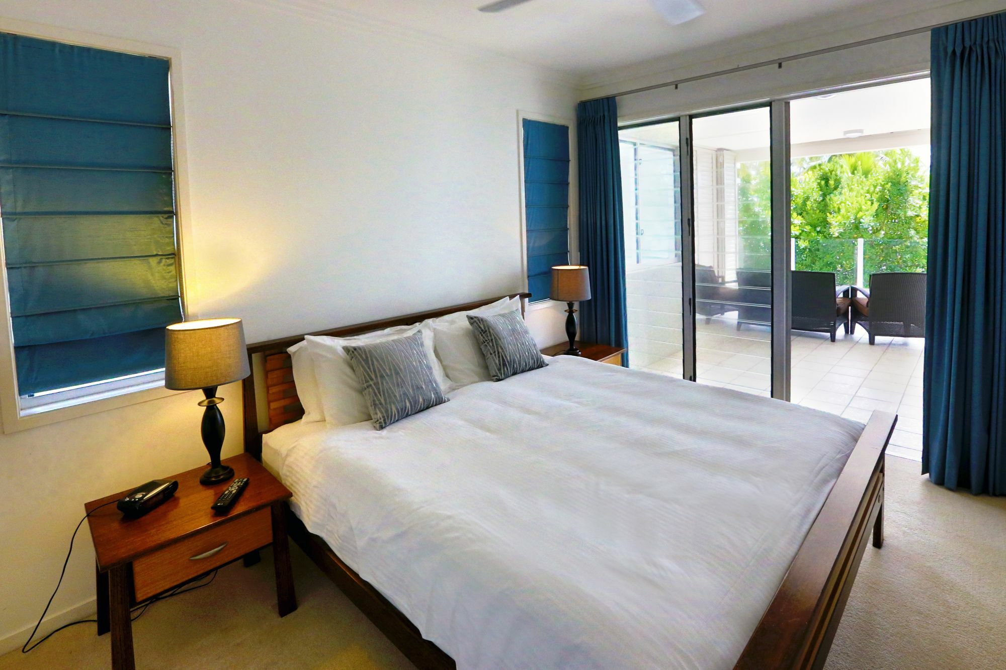 Island Views Beachfront Apartments Palm Cove Dış mekan fotoğraf