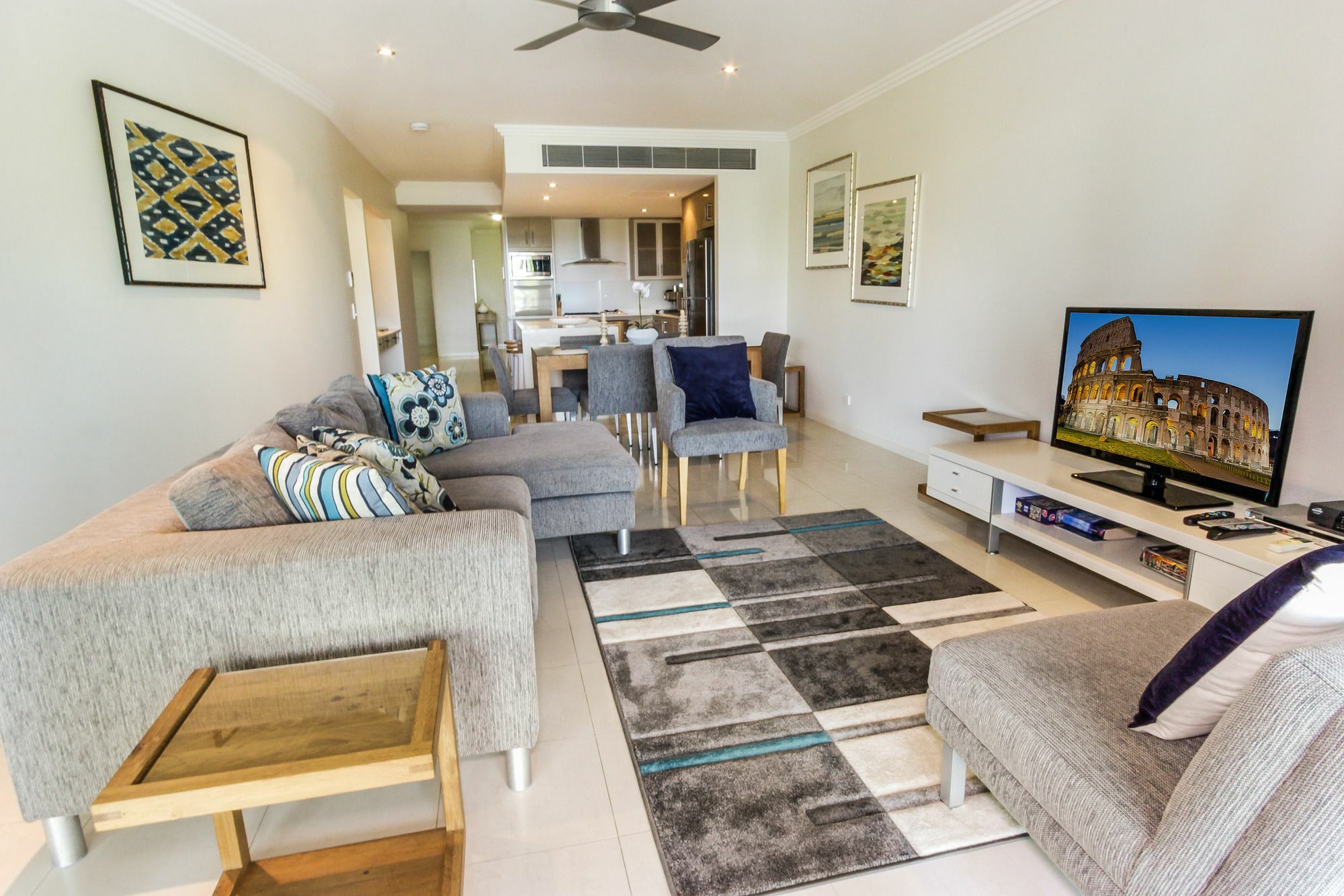 Island Views Beachfront Apartments Palm Cove Dış mekan fotoğraf