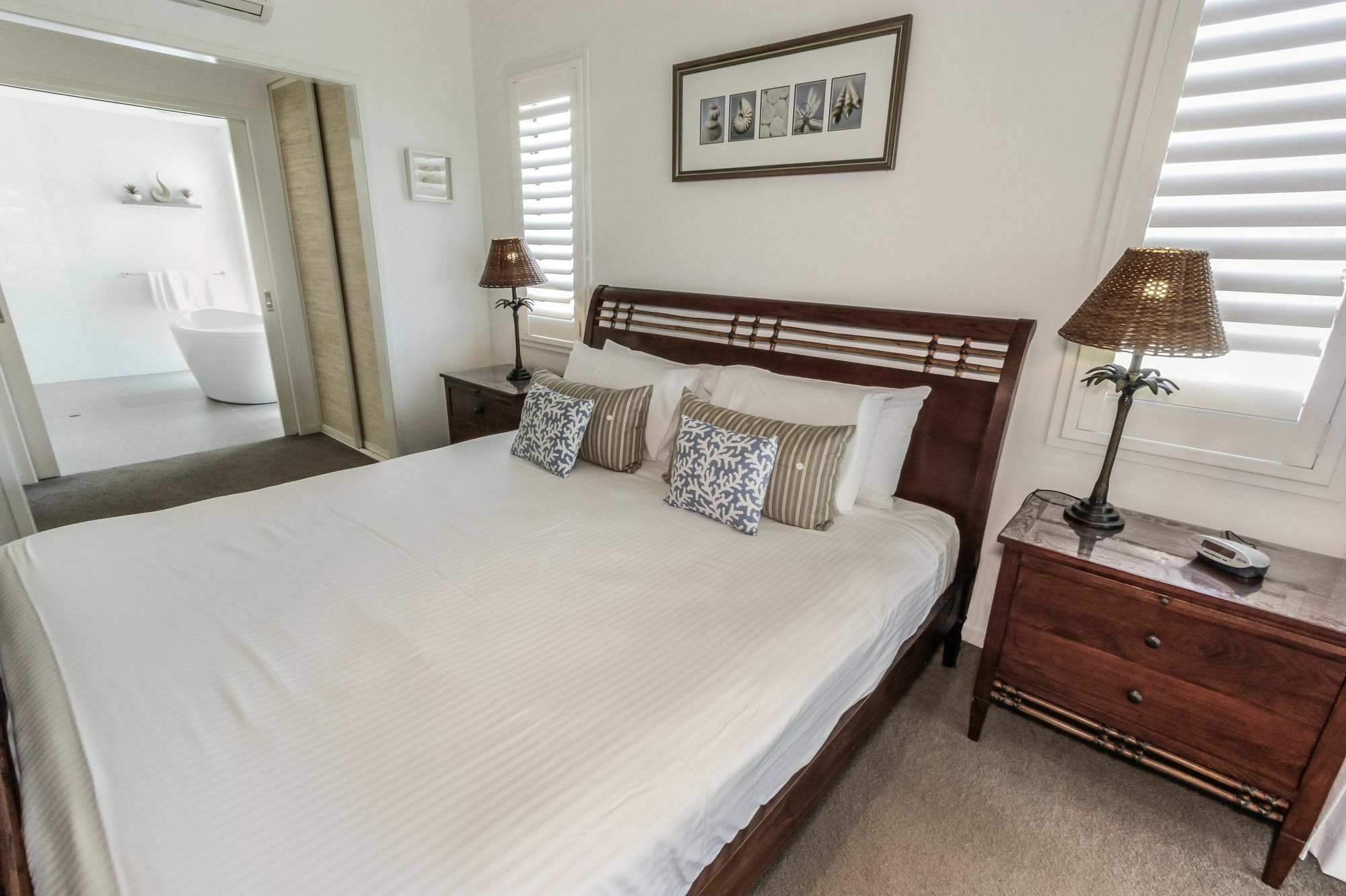 Island Views Beachfront Apartments Palm Cove Dış mekan fotoğraf